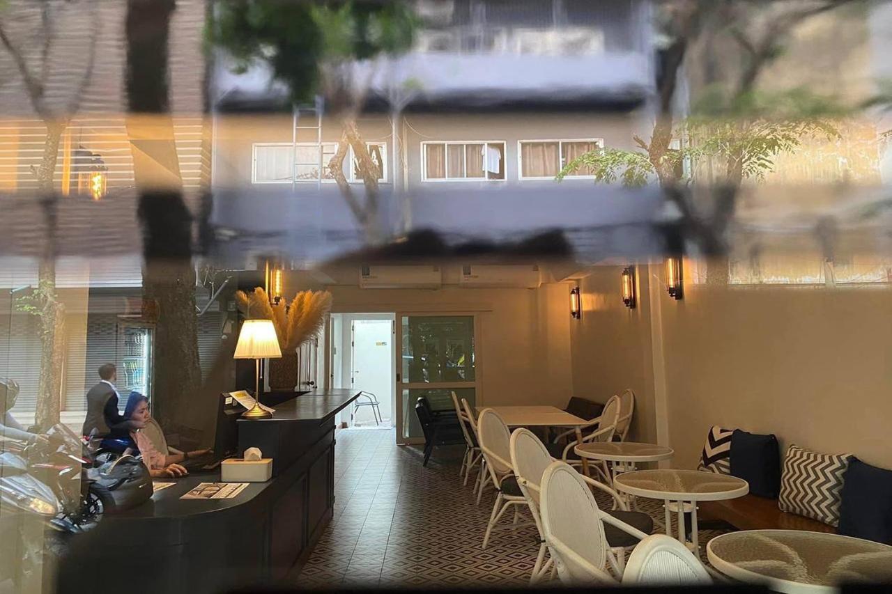 Forgotten Hostel Silom 曼谷 外观 照片